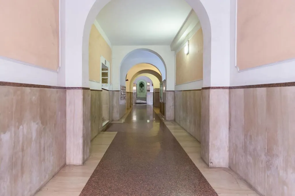 *** Guest house Golden Ratio Hotel Rome Italy
